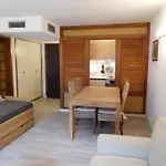 2 Pièces Avec Parking - Fr-1-517-39 Appartement